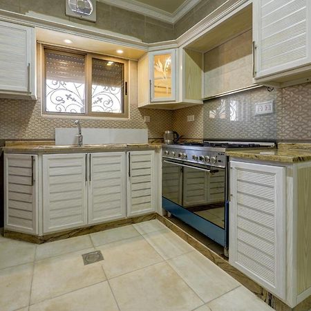 Eng-Murjan Apartment Акаба Екстер'єр фото
