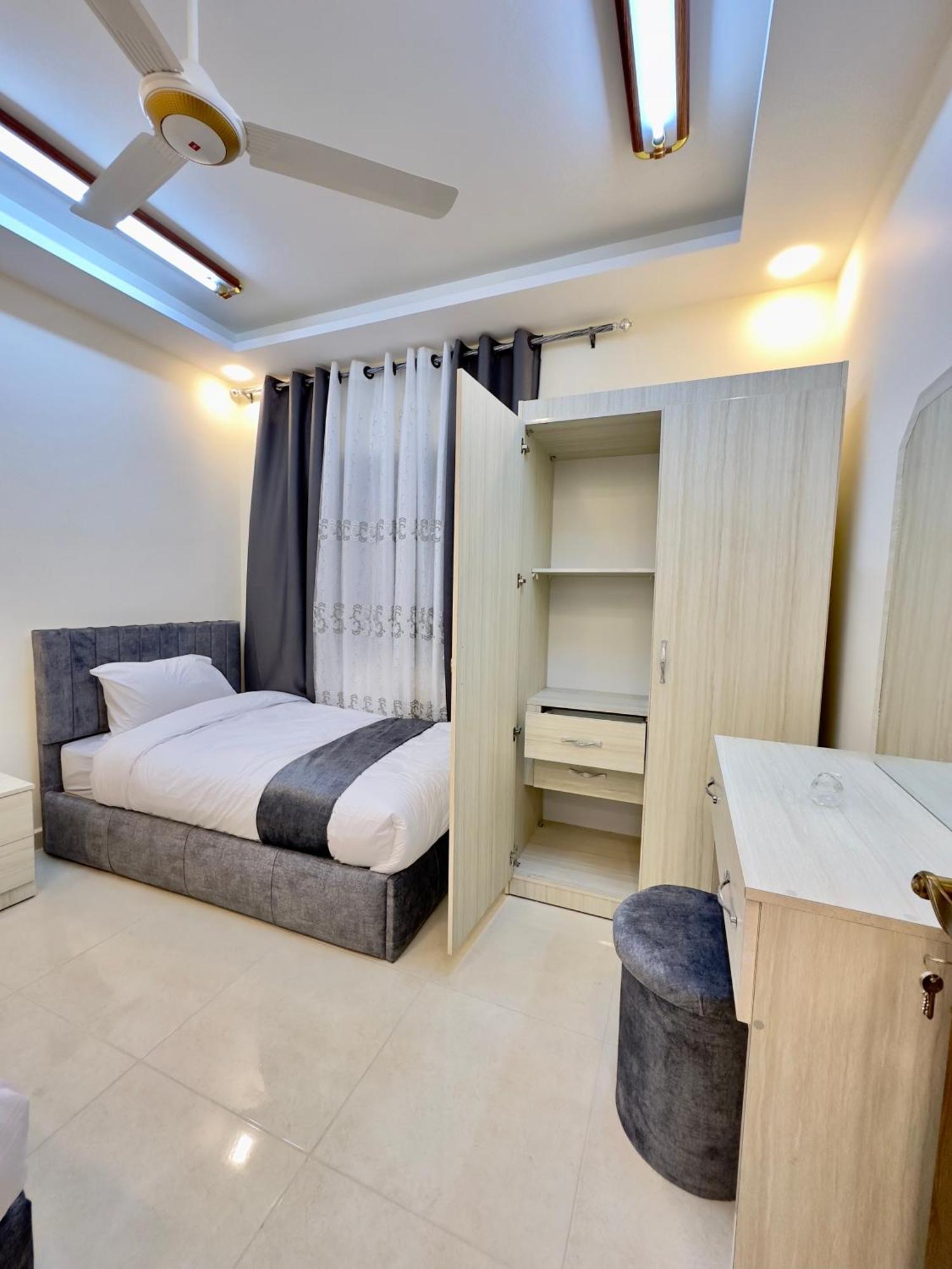 Eng-Murjan Apartment Акаба Екстер'єр фото